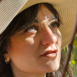 سمانه سرخی