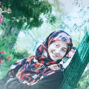 فرخنده سادات یزدانی